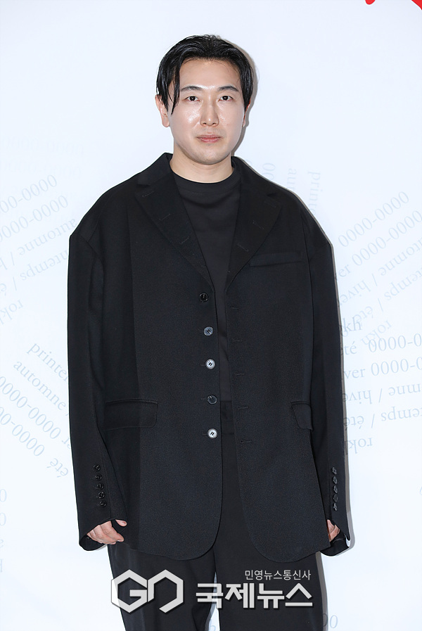 [GJ포토] 디자이너 황록, '전 세계 많은 고객과 비전을 나눌 수 있어 기쁘다'(Rokh H&M)
