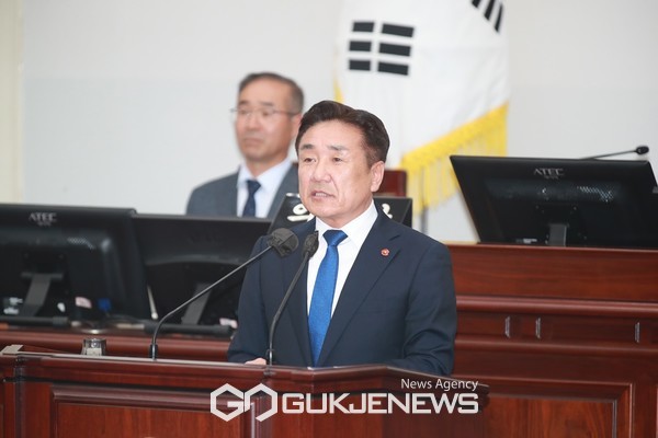 제주도의회 양경호의원(더불어민주당·연동갑)이 반복되고 있는 제주시의 불합리한 예산편성 실태의 문제점과 이에 대한 개선을 촉구하고 나섰다.[사진=제주도의회]