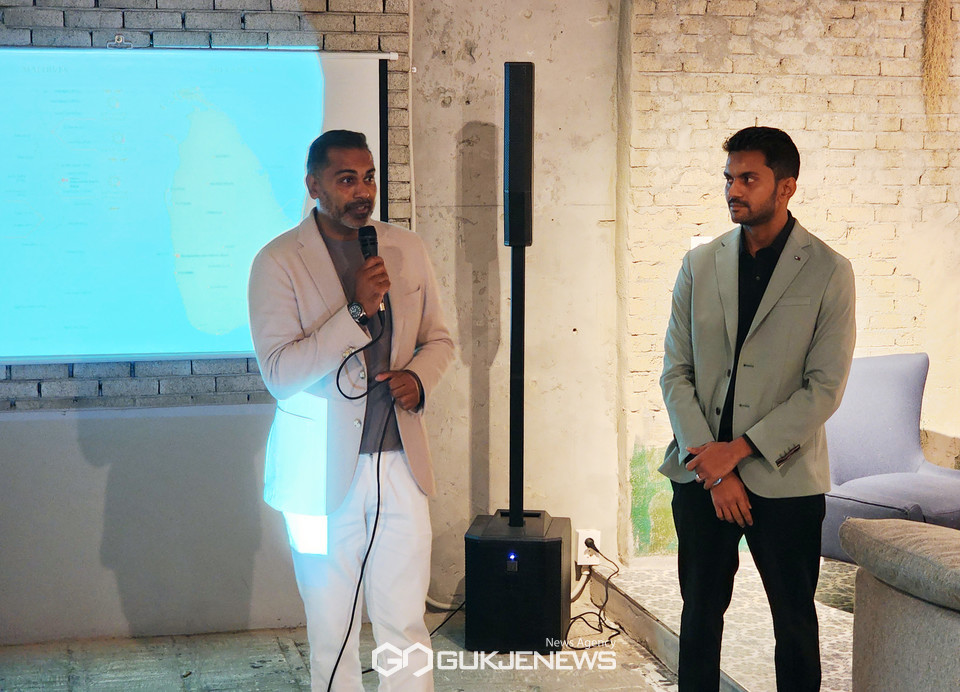 Deepak Booneady 선시암 그룹 CEO(왼쪽)와 Ahmed Naufal 그룹 세일즈마케팅 이사. 사진/유지현 기자