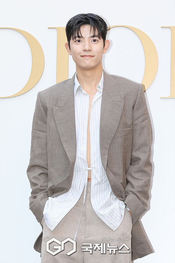 [GJ포토] 배우 로몬, '여심 자극하는 미소'(디올 DIOR)