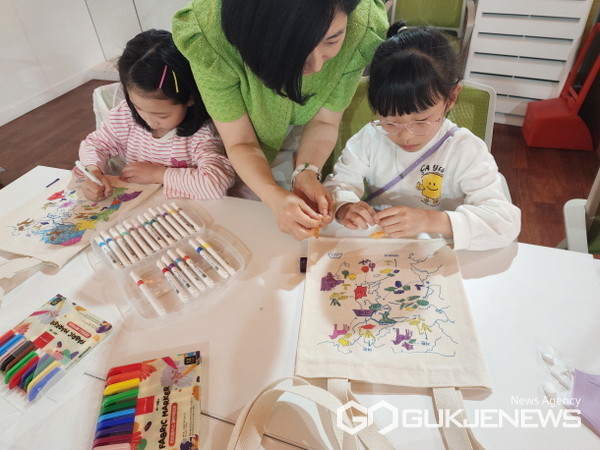 용인시가 여름방학 기간 동안 체험학습으로 마련한 고려무역길 프로그램(사진=용인시)