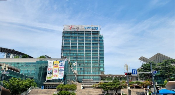  포항시 청사 전경. (사진 = 강동진 기자)