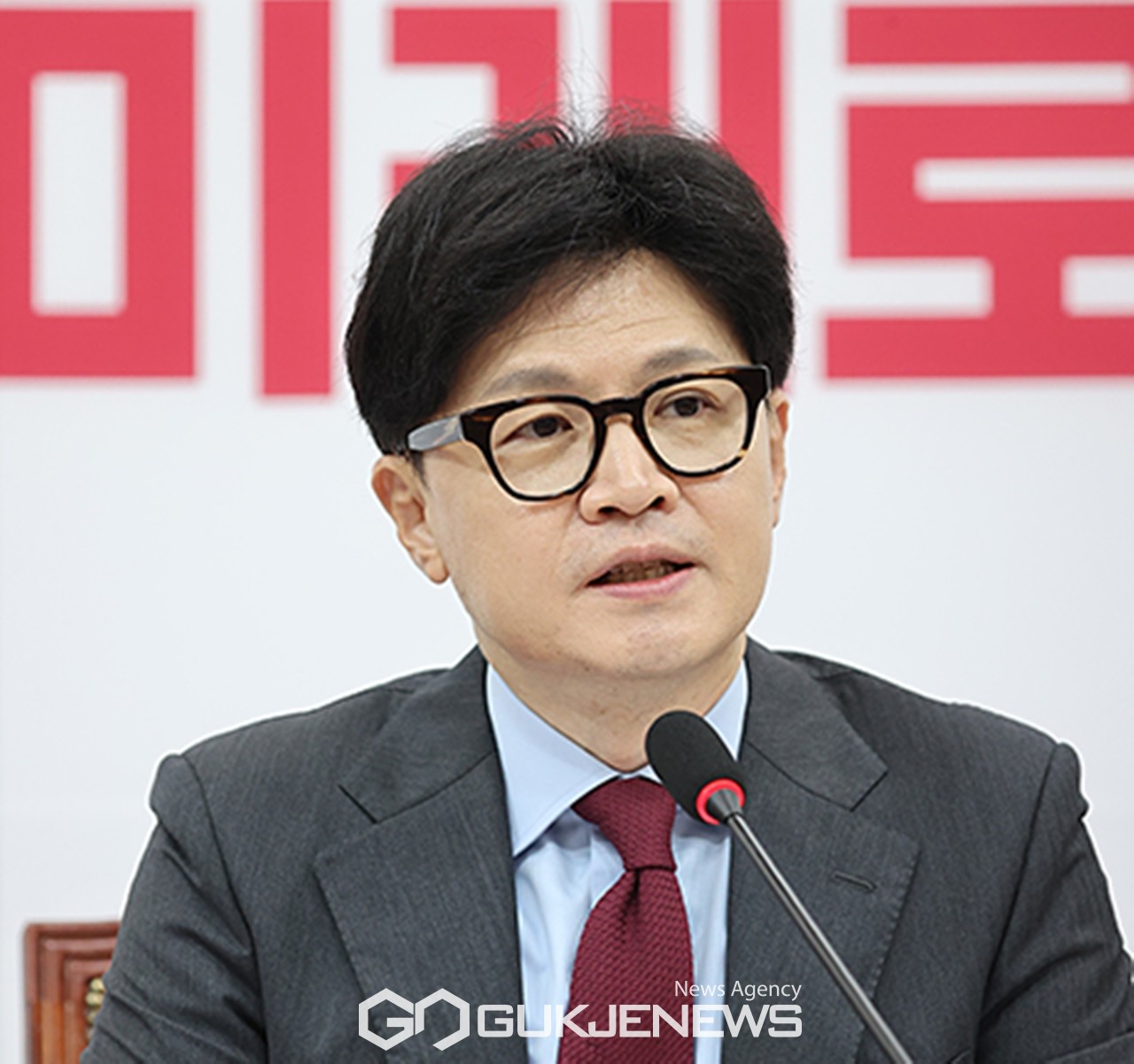 ▲한동훈 국민의힘 대표는 25일 오전 국회에서 첫 최고위원회의를 주재하며 채 상병 특검법에 대해 강력히 반대 입방을 거듭 밝히고 있다./사진=이용우 기자