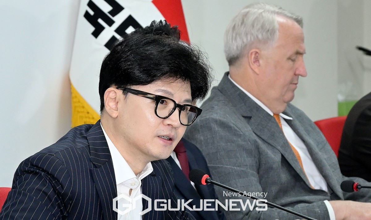 ▲한동훈 국민의힘 대표는 5일 오전 서울 여의도 중앙당사에서 최고위원회의를 주재하며 모두발언을 하고 있다./사진=원명국 기자