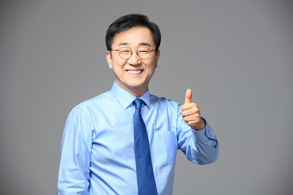 김윤덕 사무총장 사지/ 김윤덕 의원식