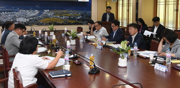 거창군, 먹거리 재단 설립 기본계획 수립 용역보고회 자료사진