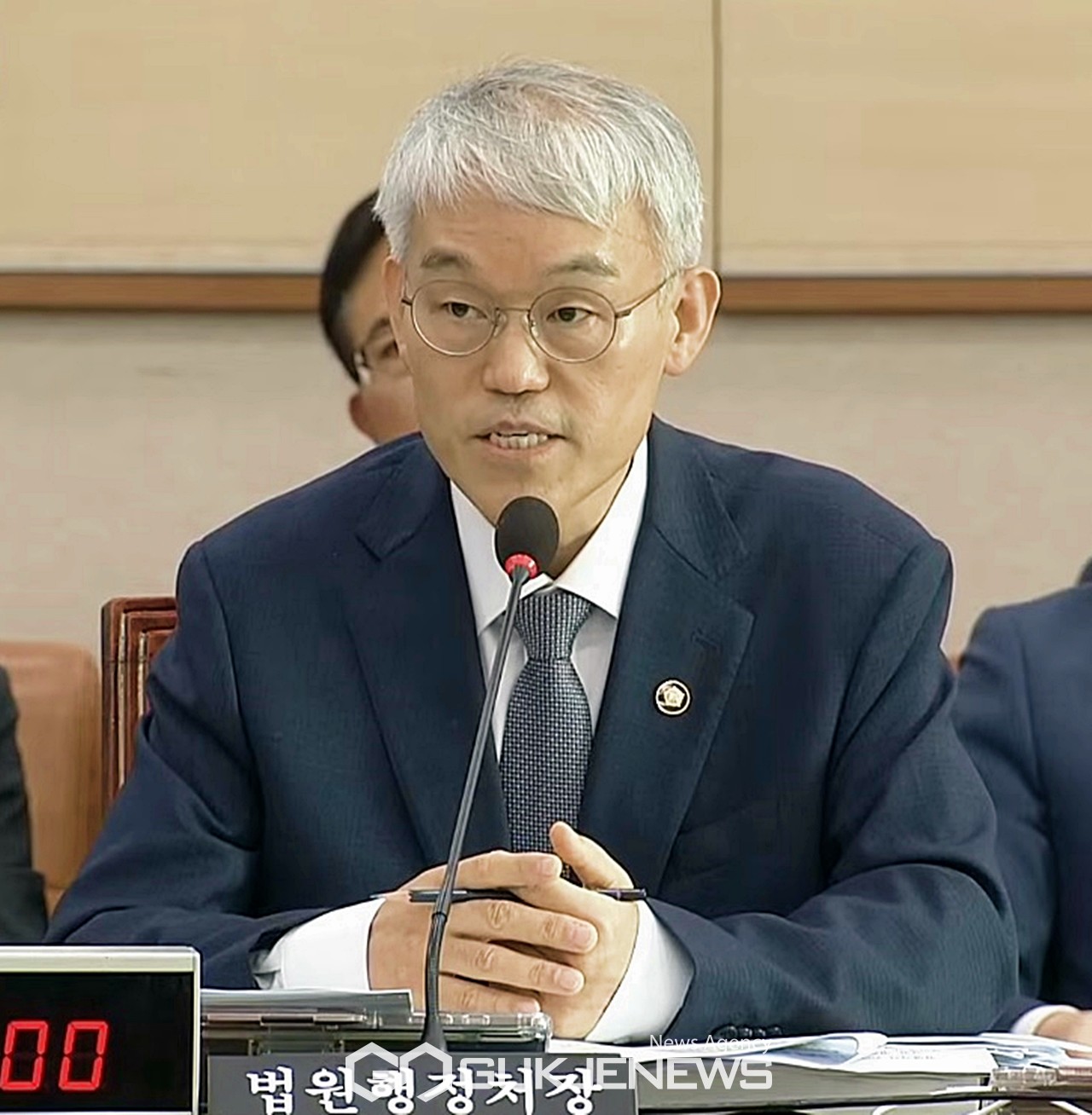 ▲천대엽 법원행정처장은 7일 오전 국회 법제사법위원회 국점감사에서 여야 의원들의 질의에 답변하고 있다./사진=이용우 기자