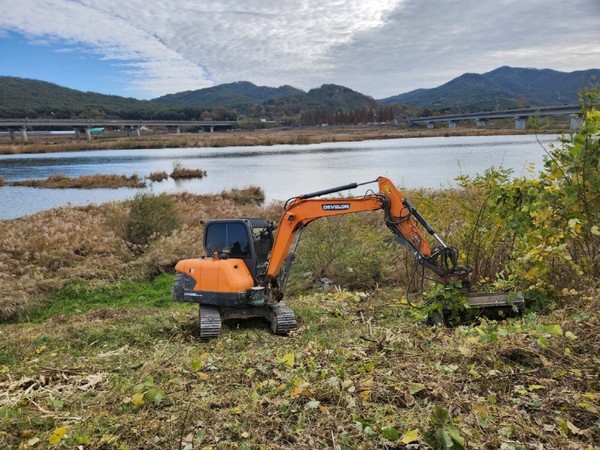 산청군 경남도 지방하천정비 평가 ‘최우수' 선정 관련 자료사진