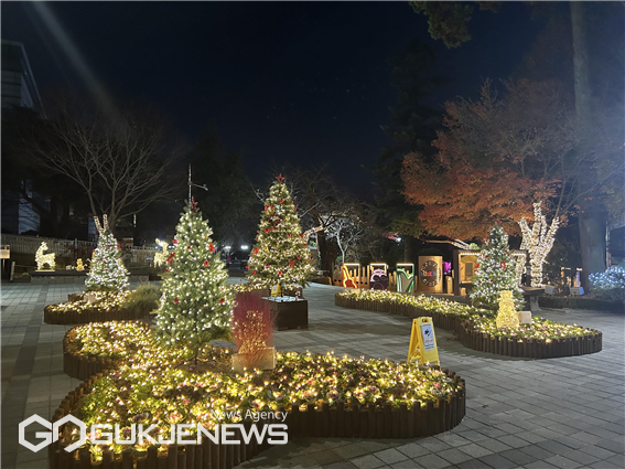 어린이대공원 만남의광장에  꿈과 빛이 있는 '꿈빛공원'이 펼쳐져 있다/제공=부산시설공단