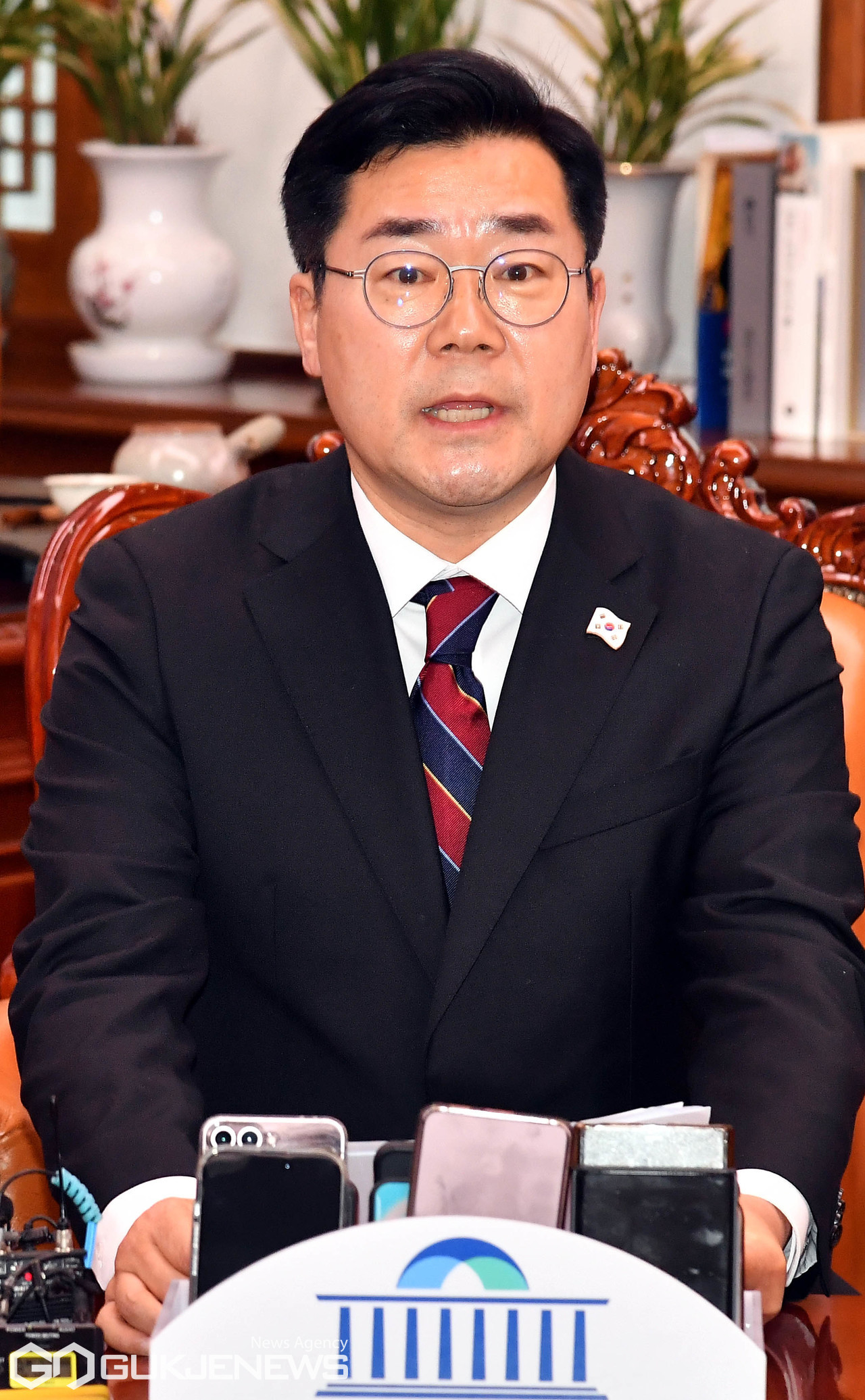 발언하는 박찬대