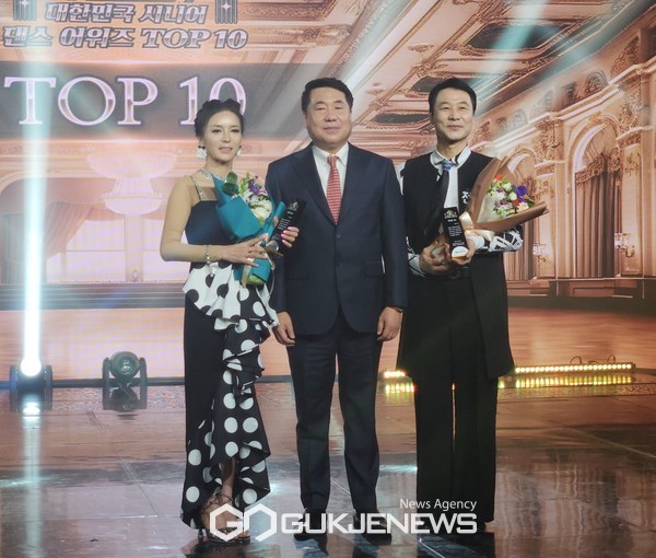 박가희 원장-엄녹환 실버아이TV 회장-전준영 원장[사진=안승희 기자]