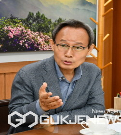 ​박남서 영주시장 인터뷰 모습​