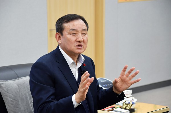 이병노 담양군수가 2025년 신년사를 통해 "군민과 함께 새로운 담양의 미래를 열어나가겠다"며 군정 운영 방향을 밝혔다. ⓒ 담양군