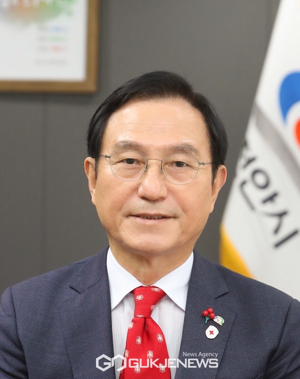 사진 = 박상돈 천안시장