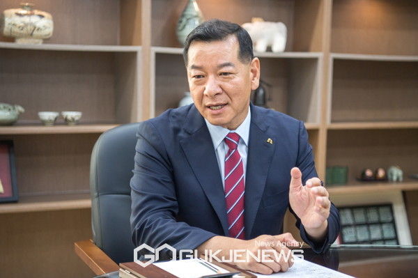 최원철 공주시장