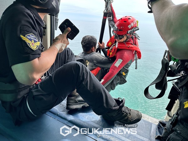 =제주해양경찰청(청장 박상춘)은 ‘유연한 변화’를 의미하는 푸른 뱀의 해 을사년을 맞아 2024년 한 해 동안 추진한 업무를 종합적으로 분석했다.[사진=제주해양경찰청]