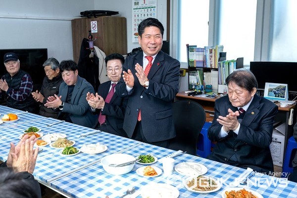 경로당점심제공 지원사업 모습(사진=제천시)