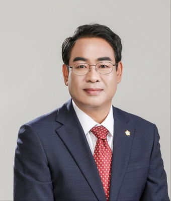 박찬원 평창중.고총동문회장