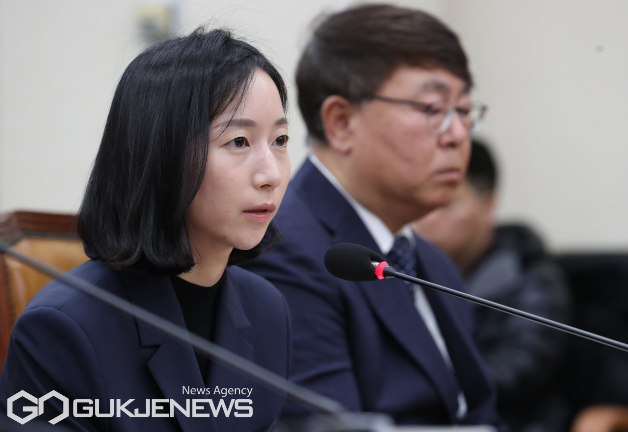 답변하는 박은진 대유에이텍 부사장 < 포토뉴스 < 포토 < 기사본문 - 국제뉴스