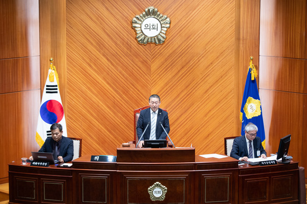 ▲ 군산시의회(의장 김우민)