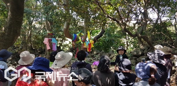 제주도와 제주평생교육장학진흥원이 제주의 자연과 문화, 역사를 교육 현장으로 활용하는‘2025 제주가치공감 런케이션’ 프로그램을 3월부터 본격 추진한다.[사진=제주도]