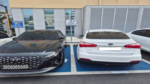 익산시, 국가유공자 우선주차구역 운영 개시(사진=익산시의회 제공)