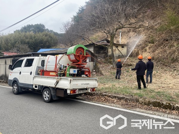 축협과 주민들의 자발적인 산불예방 사진/하동군