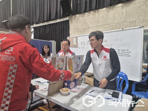 대피소 방문 주민격려 사진/하동군