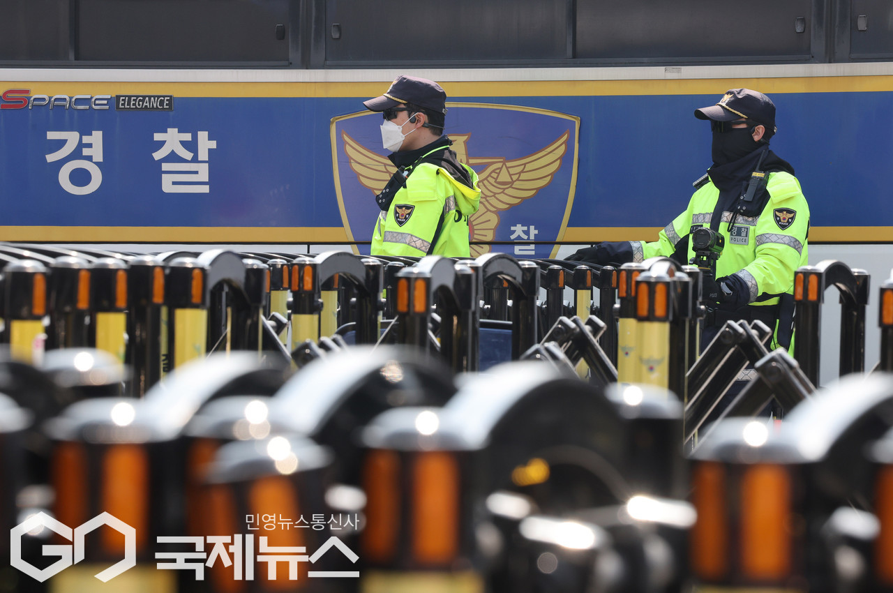 헌법재판소 앞 모습/국제뉴스DB