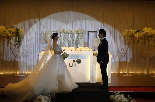 (사진제공=LH) LH 본사 예식 공간 개방 후 첫 번째 결혼식