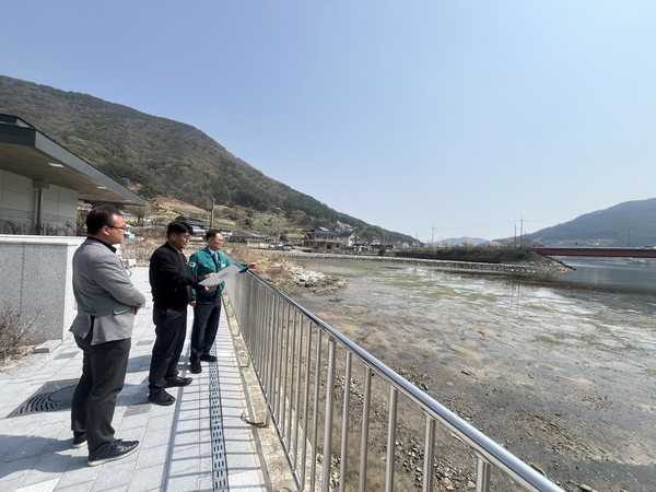 (사진제공=창원특례시)창원시는 어촌어항재생사업인 어촌뉴딜300사업 10개소, 어촌신활력증진사업 4개소 등 총 14개소 사업장의 현장점검을 실시했다.