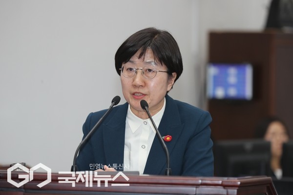 제주도의회 고의숙 교육의원의 '더 행복한 제주교육' 후원회가 지난 19일 개소하고 본격적인 활동을 시작했다.[사진= 제주도의회[