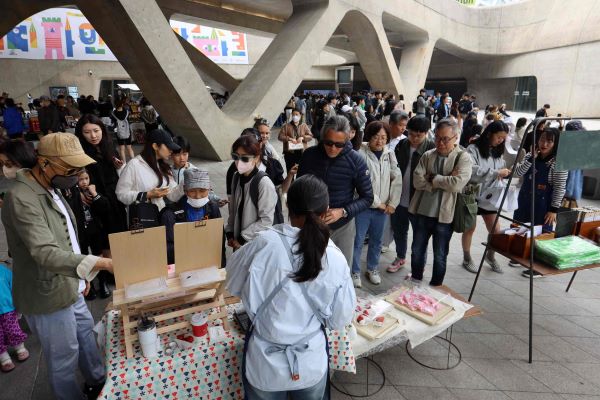 (사진=밀양시) 지난 27일 서울 동대문디자인플라자에서 열린 농부시장 마르쉐 현장