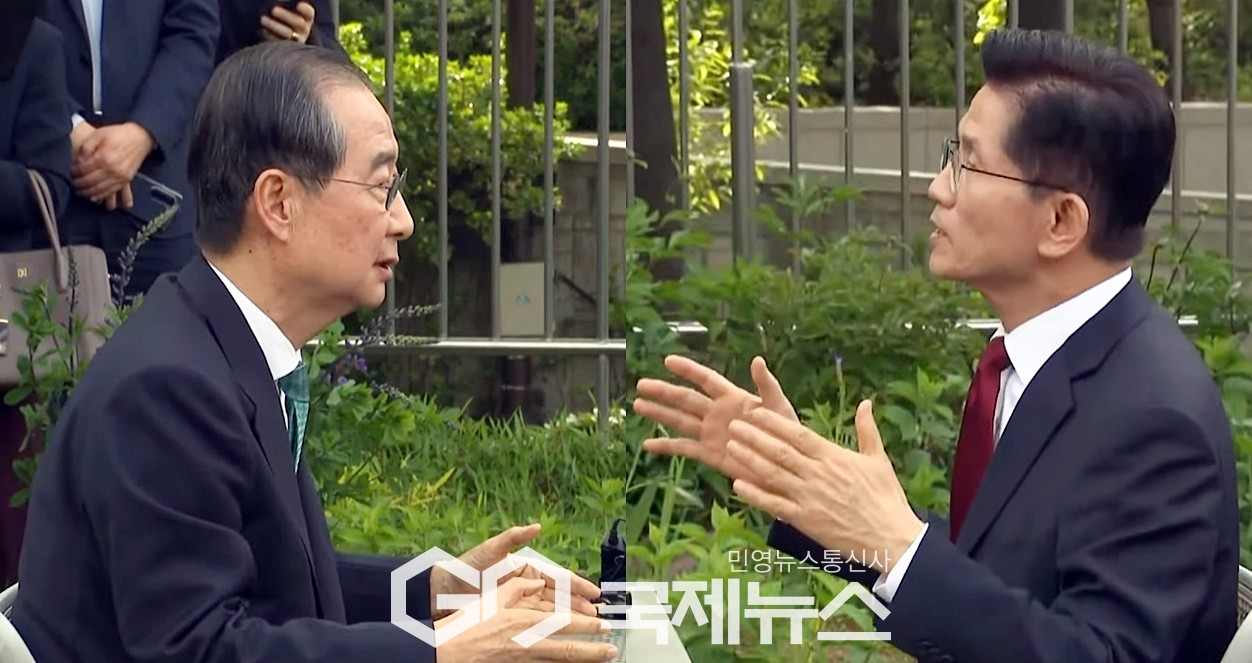 ▲한덕수 무소속 대선 예비후보와 김문수 국민의힘 대선 후보는 8일 오후 국회 사랑재 커피숍에서 만나 단일화 방안 등에 대해 깊은 대화를 나누고 있다./사진=이용우 기자 