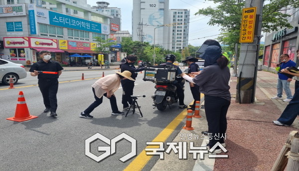 영주시는 지난 21일 가흥 택지사거리 일원에서 운행차 소음 수시점검을 실시했다