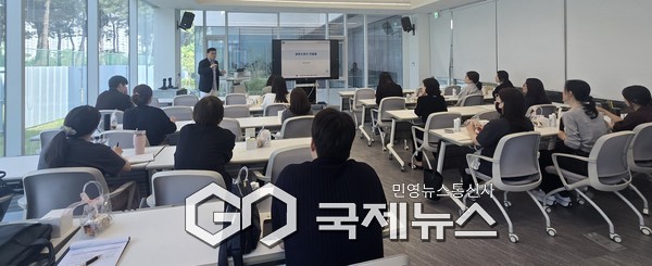 유아생존수영 이끎유치원 배움자리 운영/충남교육청 제공