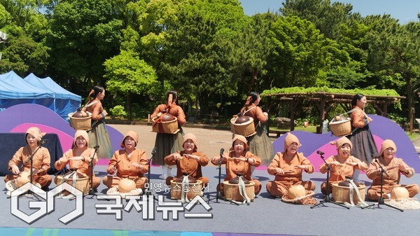 한국예총제주특별자치도연합회(회장 김선영, 이하 제주예총)는 오는 7일부터 8일까지 제주시 삼다공원 일대에서‘2025 제주예술문화축전’을 개최한다고 밝혔다.[사진=제주예총]