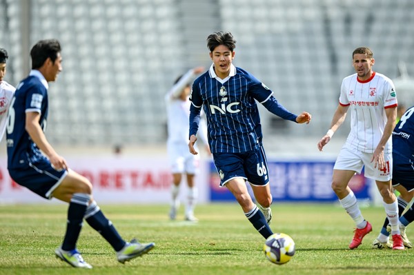 지난 부천전에서 복귀전을 치르며 1골 1도움을 기록한 백지웅