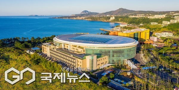 제주가 진정한 세계적 관광도시로 발돋움하려면, 이름값을 하는 문화시설부터 제대로 갖춰야 할 때다.[사진=제주국제컨벤션센터]