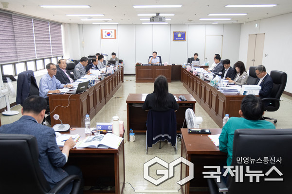 군산시의회 경제건설위원회/ 사진=군산시의회