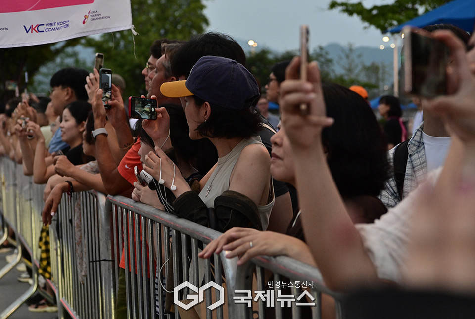 오징어게임 시즌3 퍼레이드와 팬이벤트 현장/광화문광장 표정 (사진=안희영 기자)