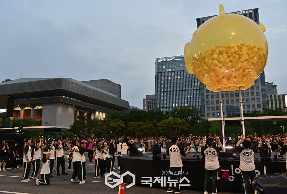 오징어게임 시즌3 퍼레이드와 팬이벤트 현장/광화문광장 표정 (사진=안희영 기자)