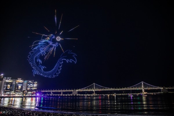 부산 해수욕장 개장기간, 광안리 드론쇼 / 수영구청 제공
