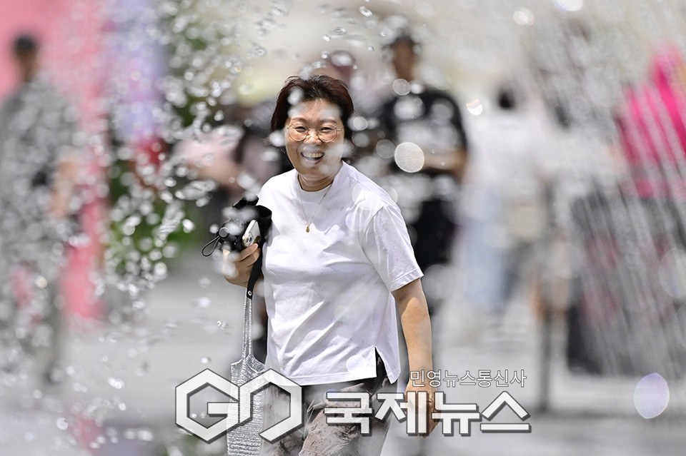 소서와 대서, 중복까지 7월은 무더위 시즌/서울광장과 광화문광장 표정 (사진=안희영 기자)