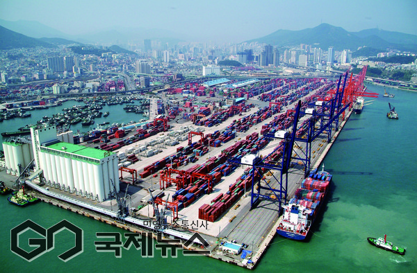 자성대 부두(운영당시) 전경/제공=부산항만공사