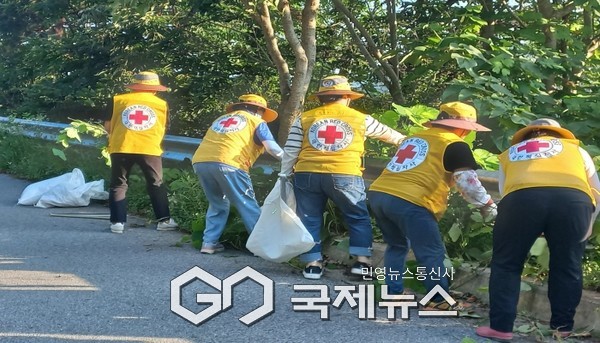 평은면 적십자봉사회, 강동리 양잠~동호교 주변 주요 도로변 환경정비 전개