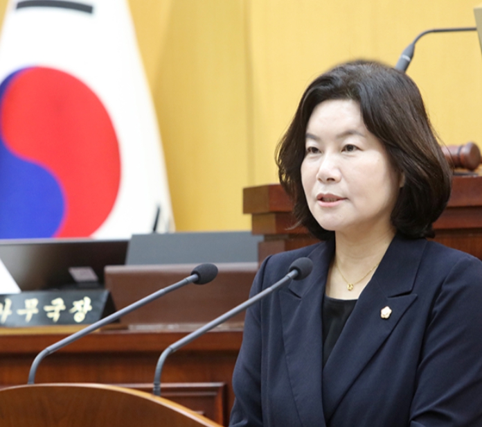 이경화 충남 서산시의원이 서산시의회에서 5분 발언을 하고 있다(사진/이경호 의원 제공)