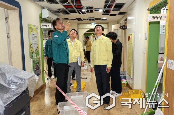 윤건영 교육감 점검 모습.(제공=충북교육청)