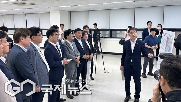 16일 오후, 해양수산부 임시청사 현장방문 모습/제공=국힘 부산시당