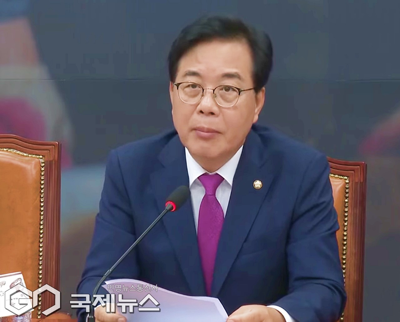 ▲송언석 국민의힘 비상대책위원장은 24일 오전 국회에서 비상대책위원회의를 주재하며 연인은 인사 참사는 인사 검증 시스템이 사실상 무너졌고 이재명 정권에서 작동하는 것은 오직 명심뿐임을 여실히 보여주고 있다고 모두발언을 하고 있다./사진=이용우 기자 